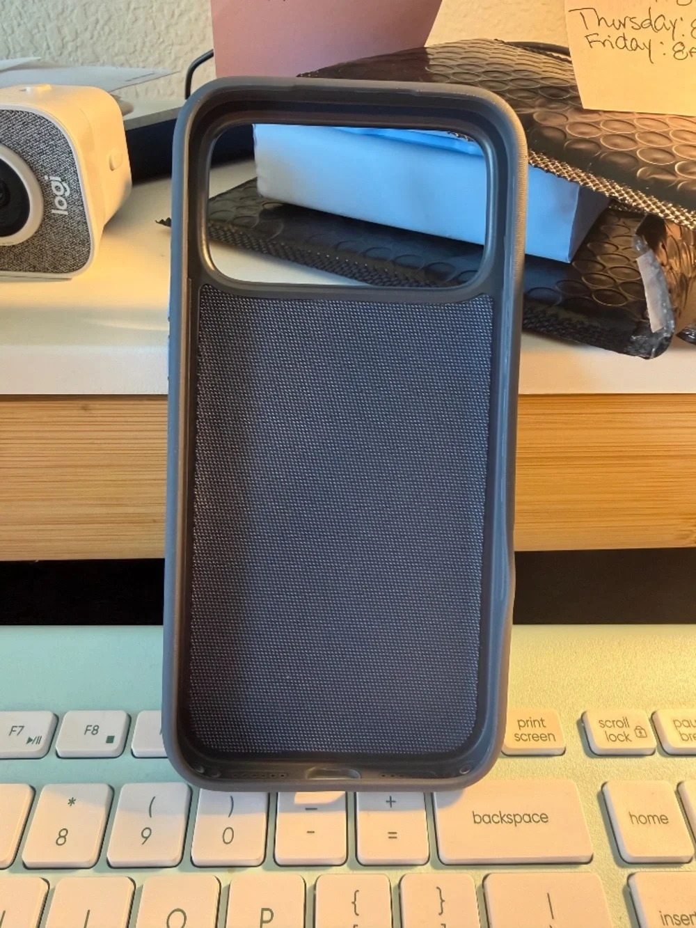 iPhone 17 Pro Max Magnetic Textured Shockproof Case - Blue